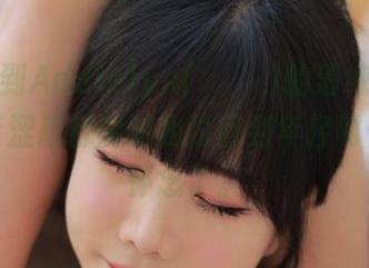 每次翻到Addielyn(에디린)的清纯图片，那种青涩感都能把我拉回到年轻时代，太怀念了。