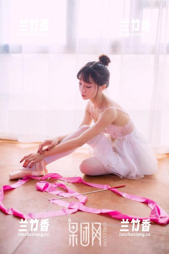GIRLT果团网 - “萌神妹妹”再进浴缸，美图精选，偷懒的正确打开方式！