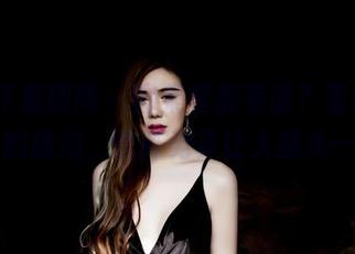 GIRLT果团网 – 图集里都有谁？蜜桃Q妹儿的旅拍，这阵势真让人挠头……