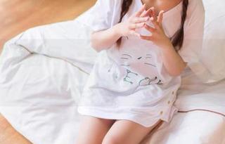 GIRLT果团网 – 美图佳作！泳衣里的龚玥菲让人目不转睛