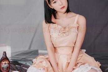 Kang Inkyung的美图，作品描述里难道藏着埃罗芒阿老师的灵魂？