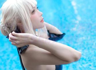 Kitkat Cosplay这次送来了高清圣路易斯,下载后再赏玩细节。