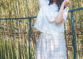 喵糖映画分享“夏日沐浴”，谁给我一把遮阳伞啊，这都快变成水上乐园了。