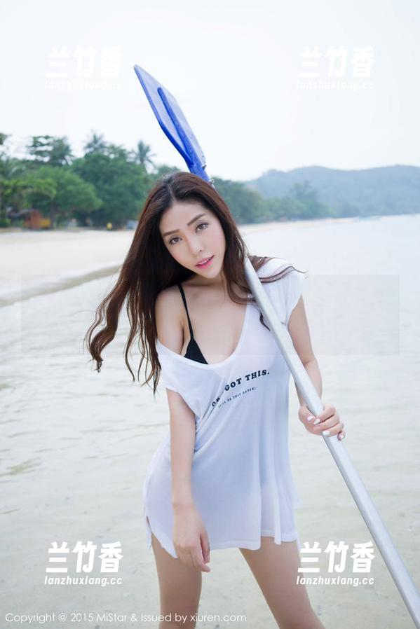 MiStar魅妍社 - 雪千紫的短裙不仅好看，图包福利更是令人赞叹不已。