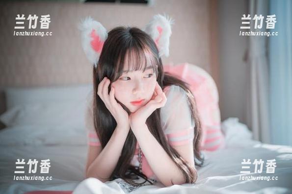 空姐MyuA(뮤아)全套下载，记住别在手上放饮料，不然可能会喷！