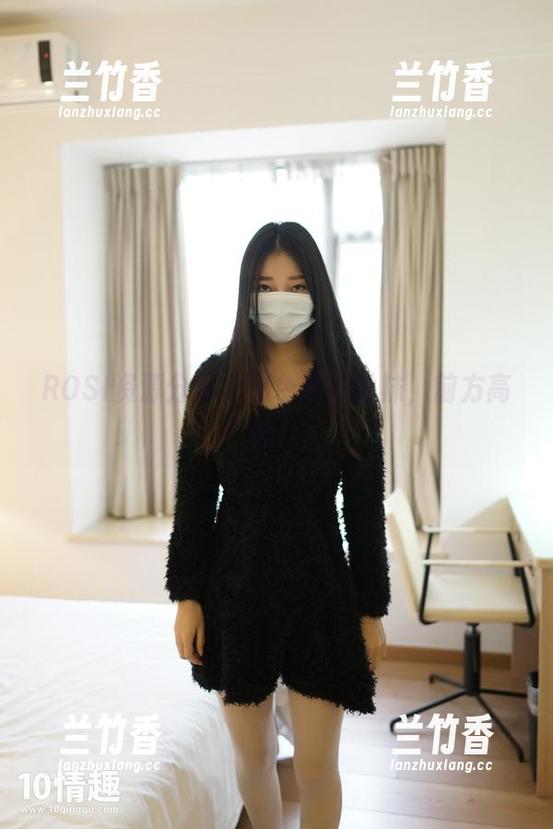 ROSI资源分享：黑色超长丝袜，前方高能！