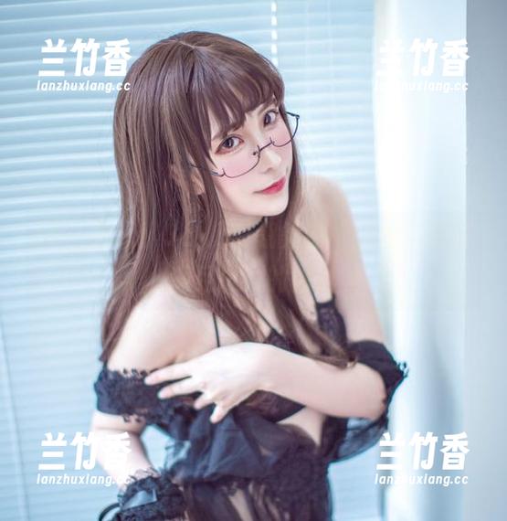Sakiiii翎柒 oh,在线!Sakiiii翎柒的“肉丝”能否满足挑剔的你?