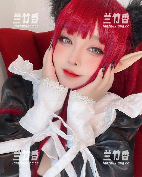 SayoMomo的棉袜作品，下载后你可能会有些意外……