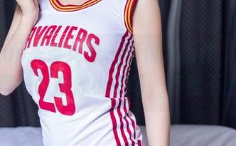 TouTiao头条女神 – 信悦儿新作，图包里的每一帧都像小剧场，有趣不止！