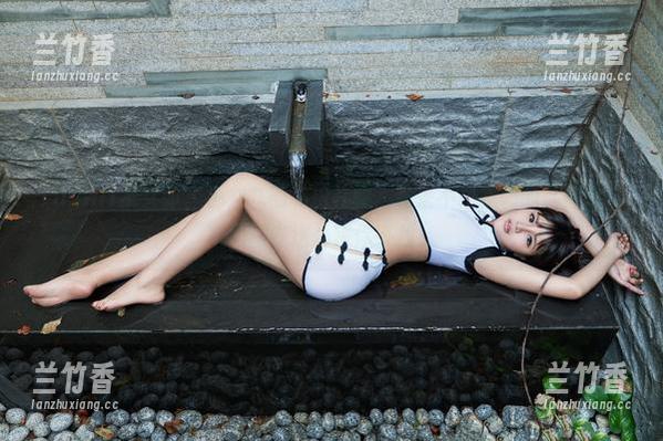 TuiGirl推女郎 - 小九九的私拍礼服，看来不是我想的那种哦，原图在这儿等你来找！
