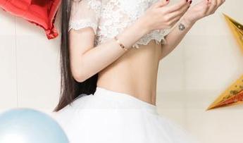 UGirls尤果网 – 哪有什么圣光，只有孙晚桐的美腿和诱人的图包！