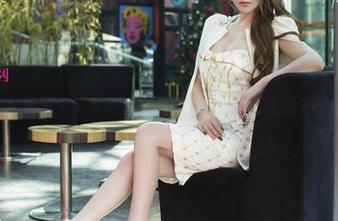 UGirls尤果网 – 张辛苑短裤满屋飞，谁能抵挡这份图库诱惑？