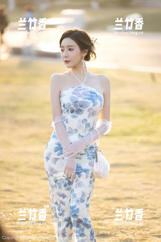 XIAOYU语画界-Miko酱吖 XIAOYU语画界 - 看Miko酱吖的这组写真,蕾丝吊袜带来的趣味感满分。