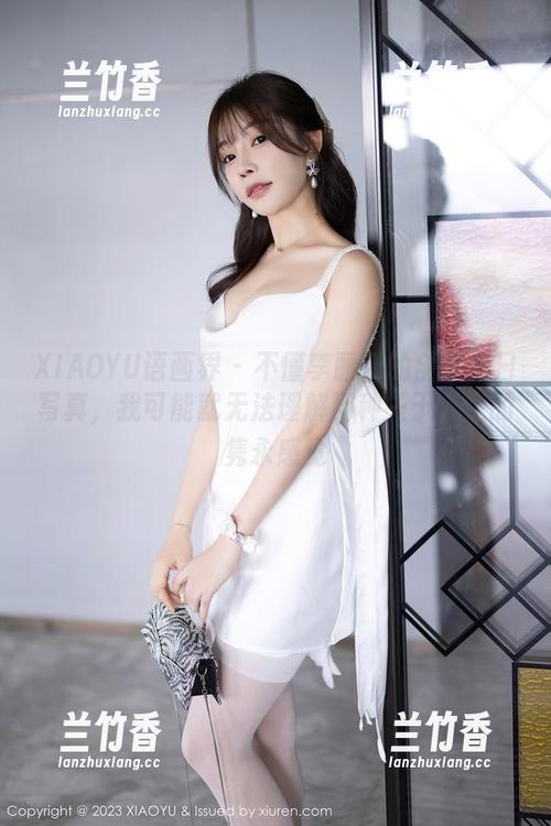 XIAOYU语画界-李丽莎 XIAOYU语画界 - 不懂李丽莎的全套夏日写真,我可能就无法理解那种关于人生的隽永感觉