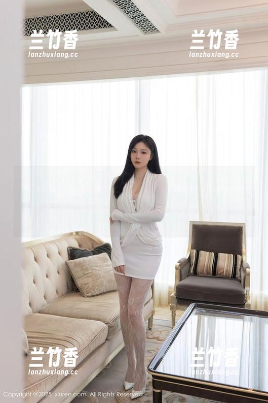 Xiuren秀人网 - Carol周妍希的万圣节万事通——全套下载，诚意满满，捣鼓个万圣节的鬼魅气氛！