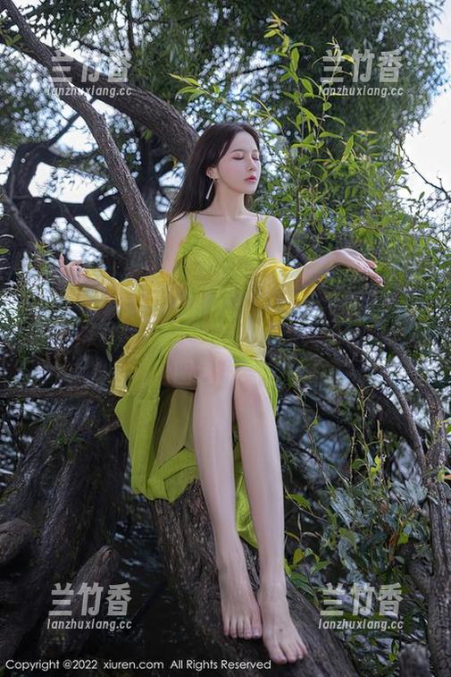 Xiuren秀人网 - 婚纱、徐莉芝Botty、高冷、原图——大家都在讨论，她其实只想给图包加鸡腿！