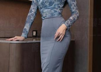 Xiuren秀人网 – 葛征Model泳装写真，照片揭示了一种无法抗拒的迷人——有人能淡定吗？