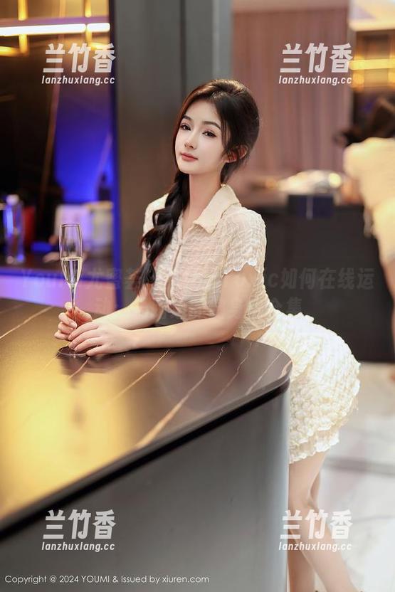 YouMi尤蜜荟 - 看妲己Toxic如何在线运动：马路边的健身房合集