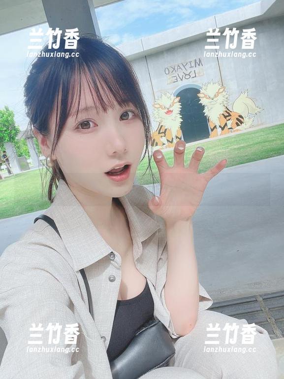 免费不过瘾，来瞧けん研的清纯图集吧！