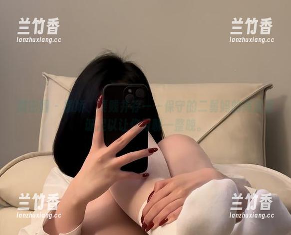 微密圈 - 撒娇、耍贱并存——保守的二舅妈的高清圣诞足以让你闲聊一整晚。