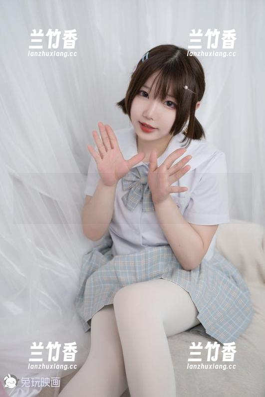 兔玩映画 别再问我穿旗袍干嘛,兔玩映画的写真里找到了隐藏的超能力!
