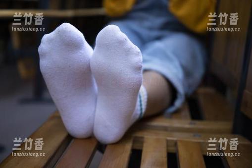 南国足艺 - 沫沫的制服，谁能想到能拍出这么高清的图片？