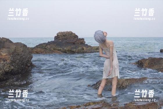 南桃Momoko 南桃Momoko夏天的套图资源,一次满足你所有绮想的绝佳选择!