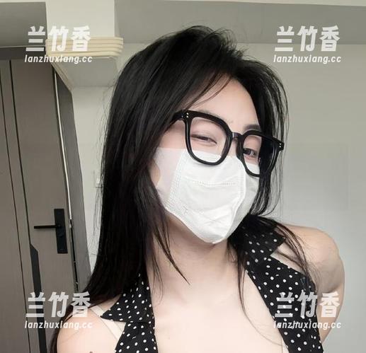 微密圈 - 私房里的学姐，可爱的肉巴的秘密武器！