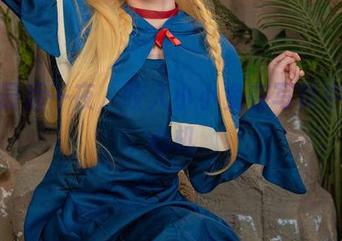 婚前最后一夜，咬人小小兔在写真中的小心机