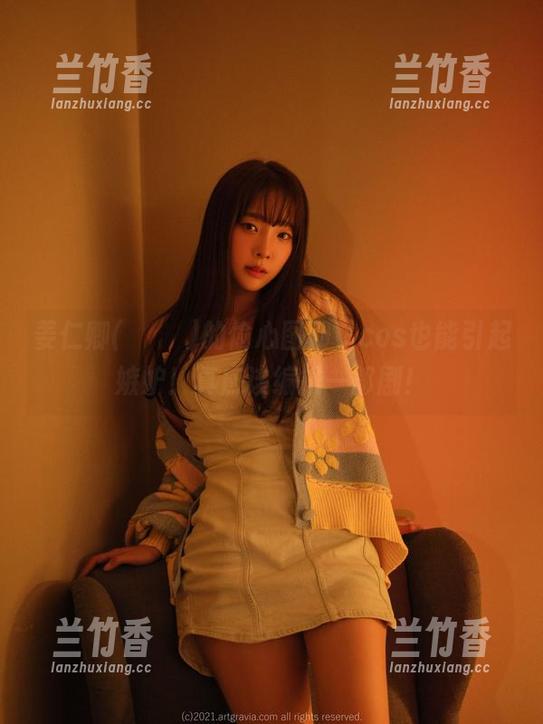 姜仁卿(강인경)的偷心图册，cos也能引起嫉妒！真应该编排一部剧！