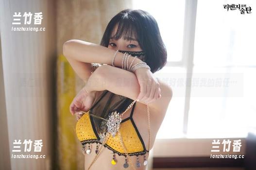 姜仁卿(강인경)玩转万圣节，最新照片里竟然好像看到我的前任…
