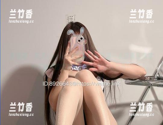 微密圈 - 婉柔yyyy泳衣写真集：又是一本你看完想溜去买泳衣的图库呐！可以假装运动吧！