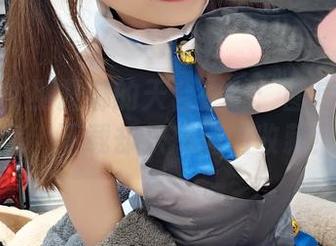 揭开小女巫露娜的天台之谜：图库说她最美，下载却只想悄悄收藏！
