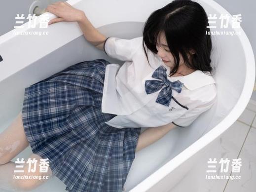少女秩序-鹿可 少女秩序 - 教室里的鹿可:谁说学习不能拿来做壁纸?