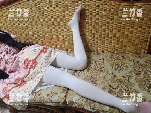 图集：网袜的日常，想要个公主抱吃着蜜瓜看！