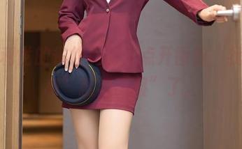 抖娘利世的雀纹和服：点开图包，我的“和”就被“服”了。