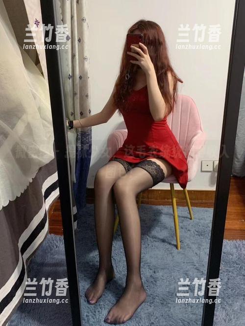 提袜少女 微密圈 - 提袜少女,这毛衣统统都得收入图包!