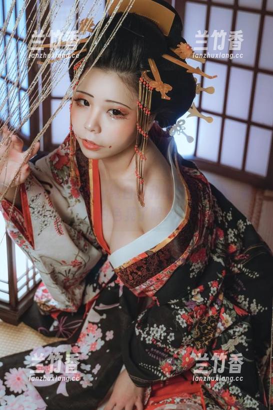无颜小天使wy 无颜小天使wy纯白福利图包:小心,被白色晃了眼!