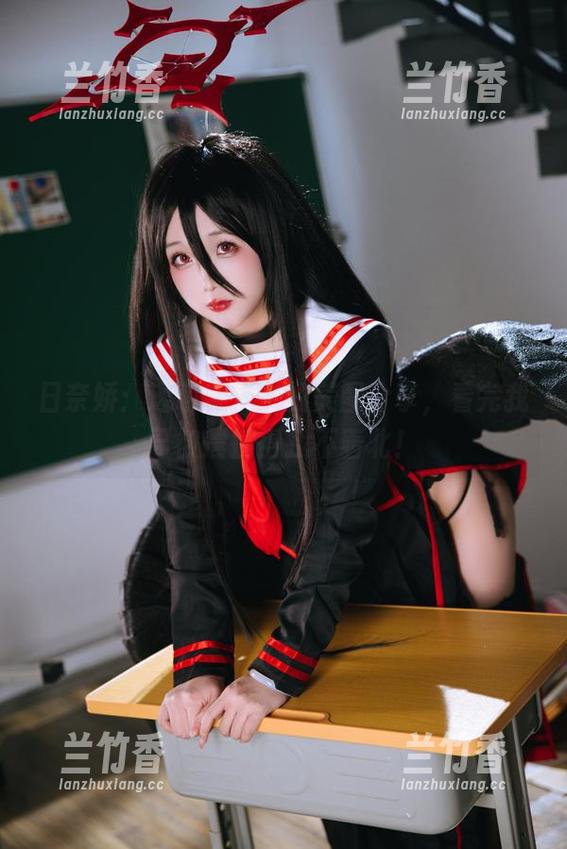 日奈娇：透明系女神的美图分享，看完我已被震撼得找不着北！