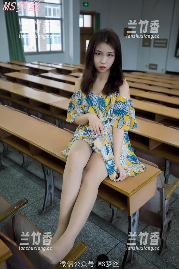 梦丝女神 - 夏日清茶时光，雪馨的写真集分享，凉风徐来扣一番“取悦”