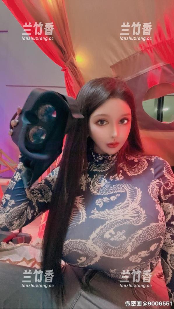 微密圈 - 意识流的双人写真，梦露veronica和她的另一半，下载带走这份轻松。