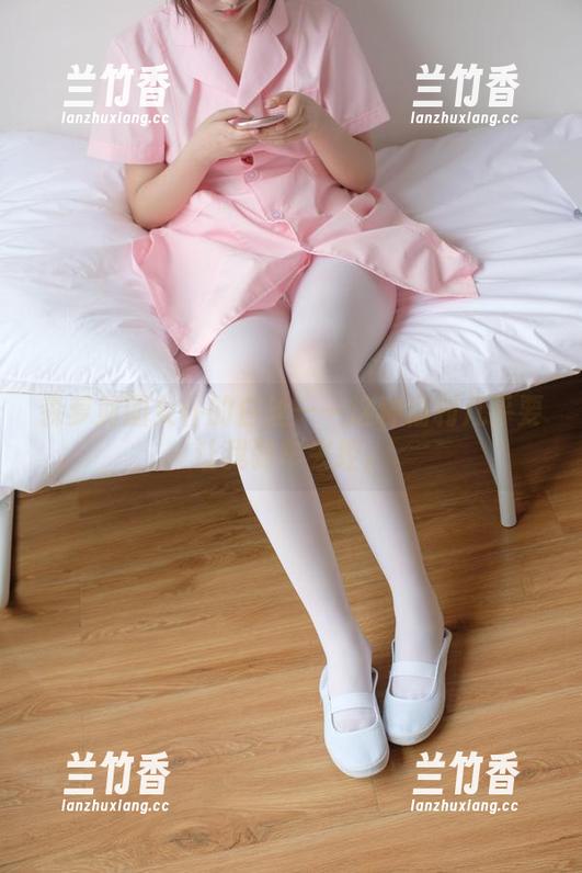 森萝财团 森萝财团女仆的白丝——这种福利几乎要让我刹车失控。