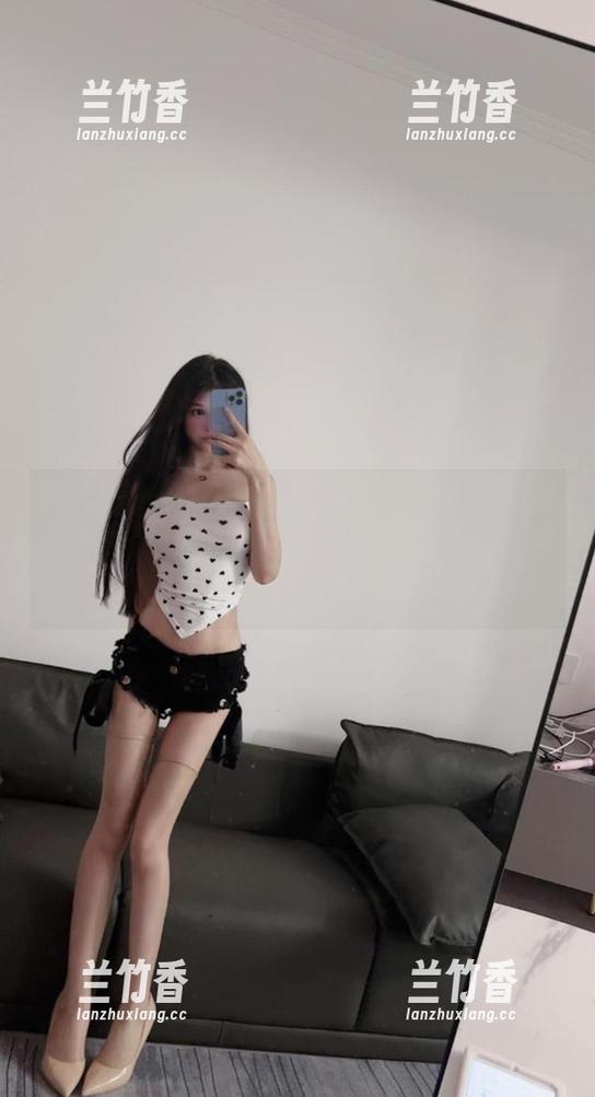 沈汝凡超哇塞 微密圈 - 黑白追求极致,沈汝凡超哇塞又来了,最新作品集让你思考得比颜色还多!