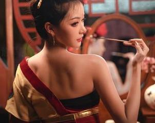 私拍护士，沧霁桔梗的原图暴露了啥，难道是她真正的“疗愈”之道？