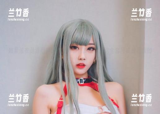 如果泳衣是清颜真德秀的第二层皮肤，那这全套图集就是我的入场券！