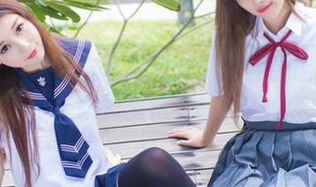 爱蜜社 – 张思允私房写真：天台的迷失时光，眼神里藏着故事？