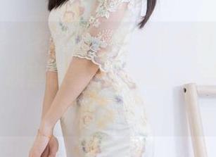 物恋传媒 – 老实说，看了这组Elise的泳池原图，我禀承着把我也融入这场水中派对的想法。