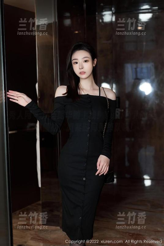秀人网 - 双马尾华丽上线！Yuki鱼儿的美图你懂的，抓紧时间别掉队哦！