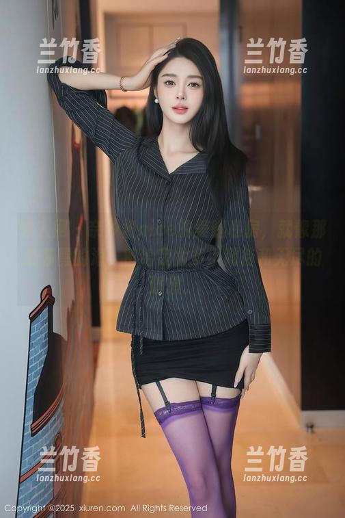 秀人网 - 奈汐酱nice的美腿私房，就像那条苏醒的海，留给我太多小期待和无尽的遐想。