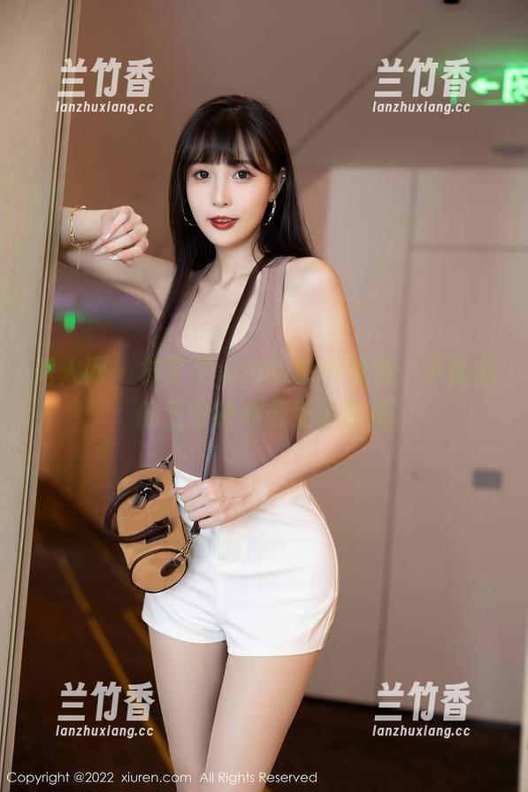 秀人网-林文文yooki 秀人网 - 林文文yooki秘书图包:不走心的三分钟办公室小剧场